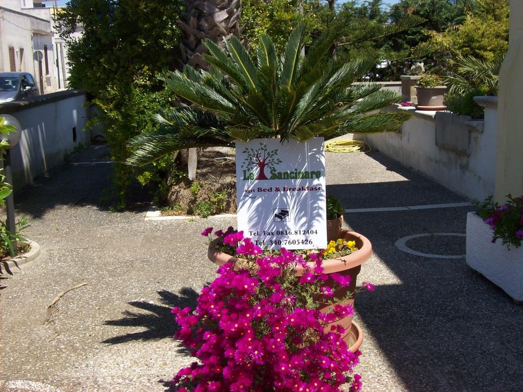 Otranto Le Sancinare Bed and Breakfast Casamassella Buitenkant foto