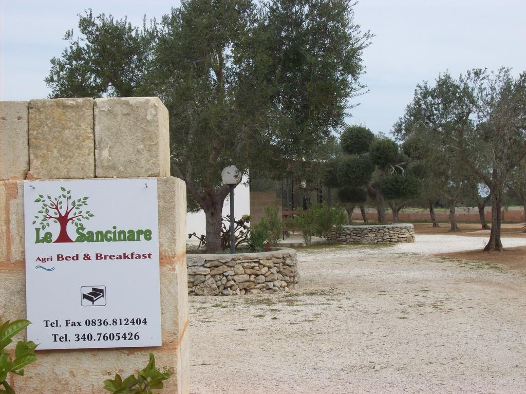 Otranto Le Sancinare Bed and Breakfast Casamassella Buitenkant foto
